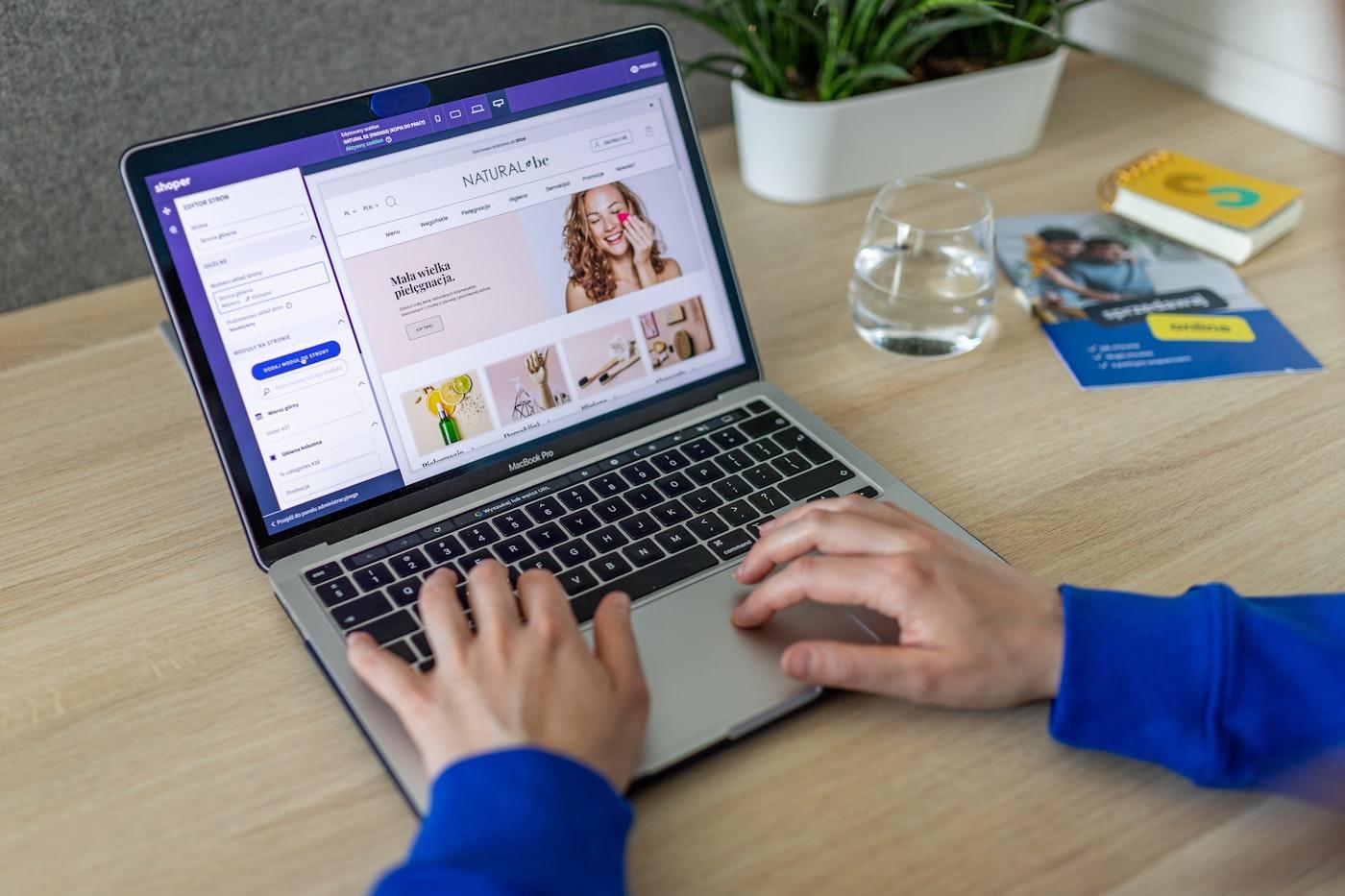 B2B/B2C Marketplaces & Encrypted Social Ecosystem