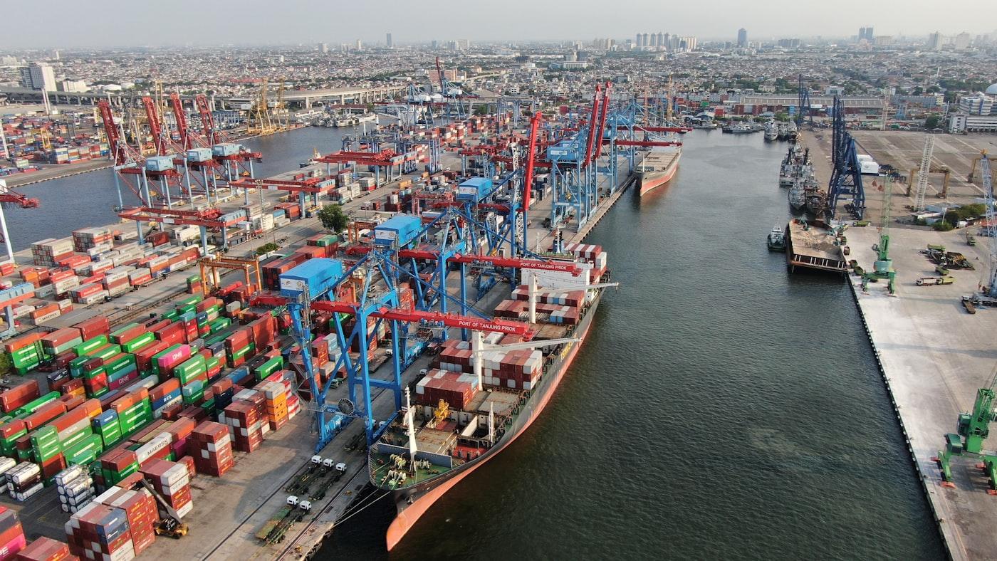End-to-End Transport, Cold-Chain & Maritime Logistics photo 3